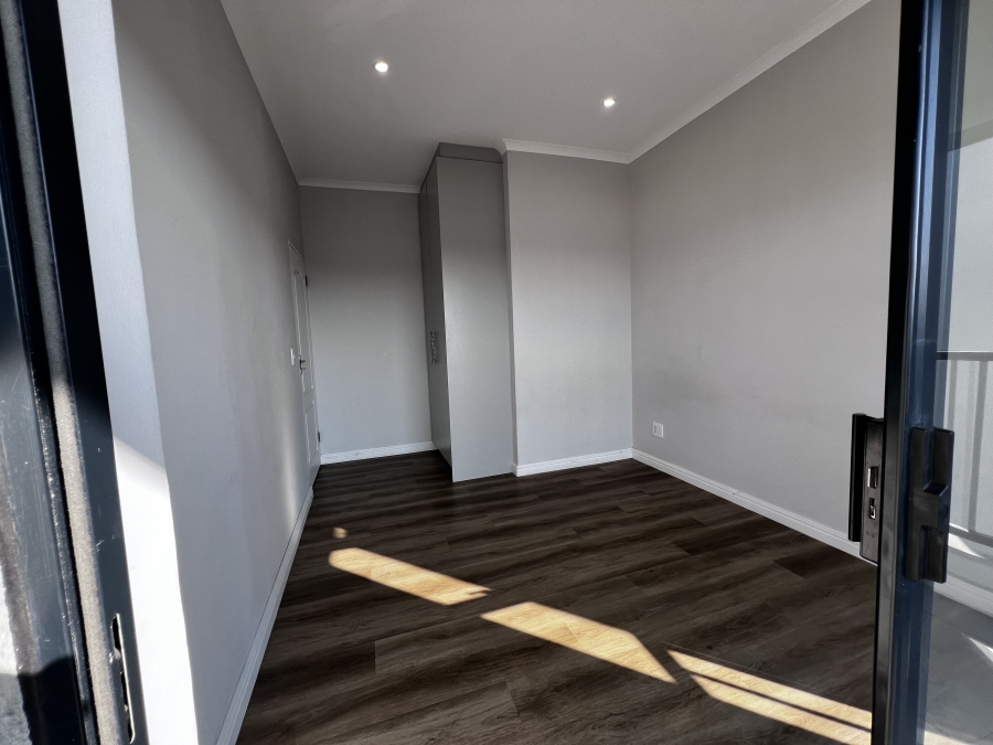 To Let 3 Bedroom Property for Rent in Sandown Western Cape